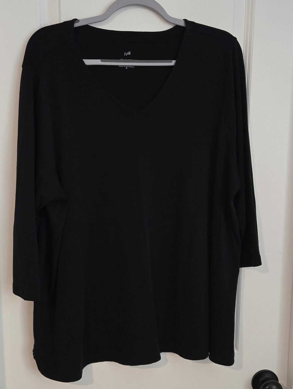 J. Jill Black V-Neck 3/4 Sleeve Tee